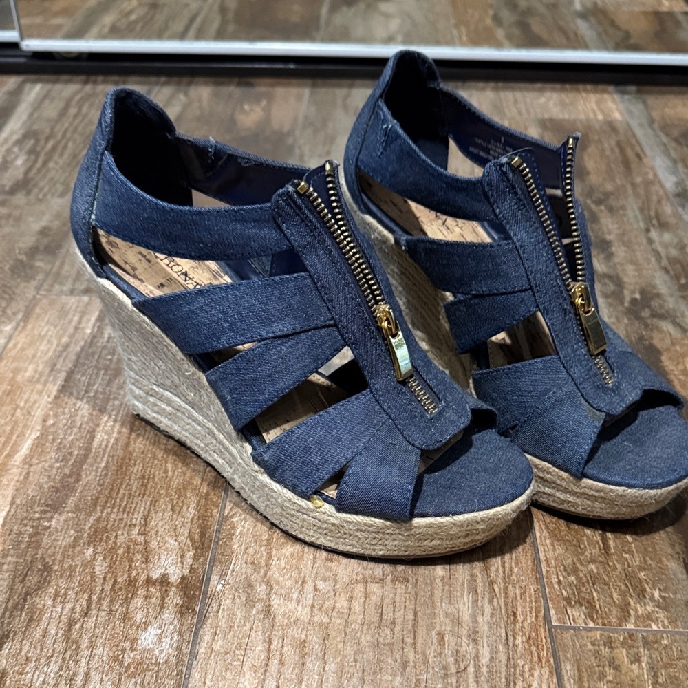 Navy Wedge Sandals with Zipper